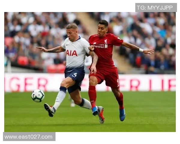 足球明星的足球袜揭秘：如何选择适合自己的专业运动袜提升比赛表现