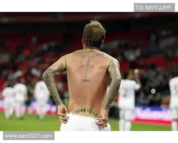 超级热爱的足球明星背后的故事与成就探秘